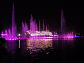 凝固的音符，流動(dòng)的藝術(shù) 當(dāng)?shù)袼苡鲆?jiàn)音樂(lè)噴泉